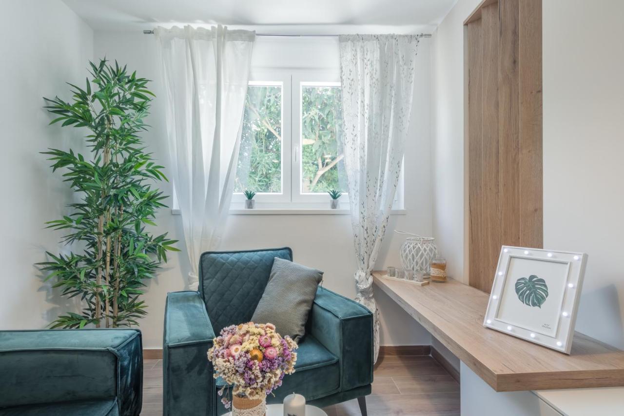 Apartment Norah With Private Parking พูลา ภายนอก รูปภาพ
