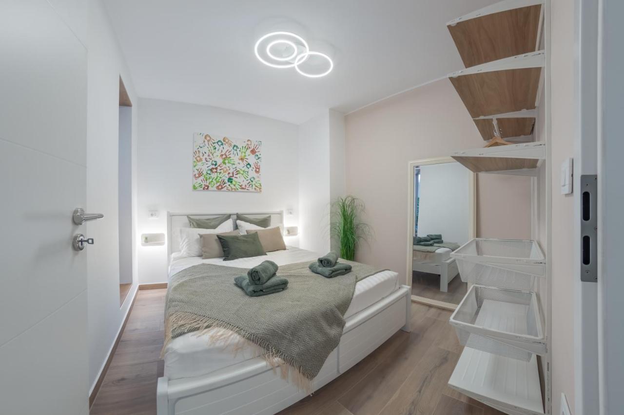 Apartment Norah With Private Parking พูลา ภายนอก รูปภาพ
