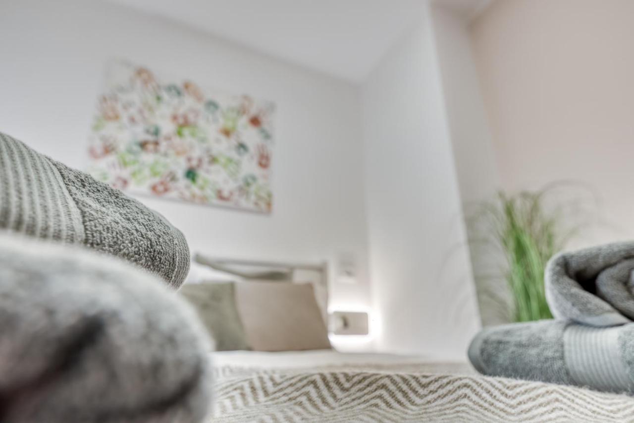 Apartment Norah With Private Parking พูลา ภายนอก รูปภาพ